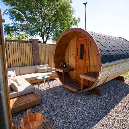 Het Pareltje Van Walsoorden Met Sauna -Extra Bijboeken- Villa Exterior foto